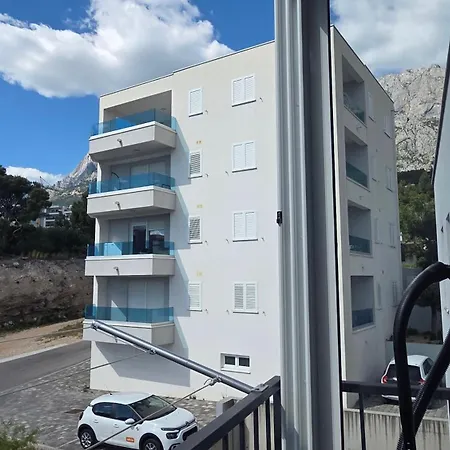 Apartmán Sime - Cozy With Parking